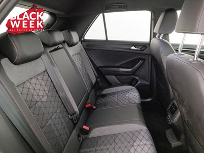 9 - Volkswagen T-Roc eschini auto