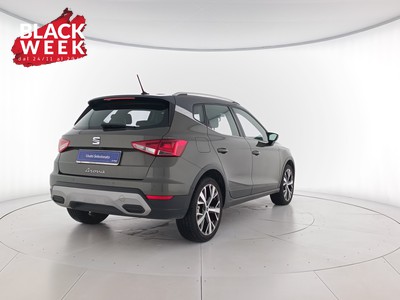 4 - Seat Arona eschini auto