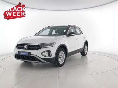 1 - Volkswagen T-Roc eschini auto