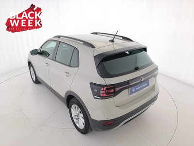5 - Volkswagen T-Cross eschini auto