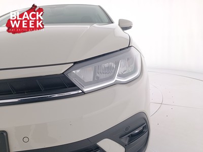 7 - Volkswagen Polo eschini auto