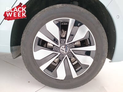 8 - Volkswagen Golf eschini auto