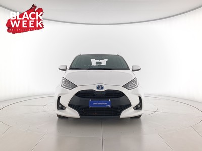 2 - Toyota Yaris eschini auto