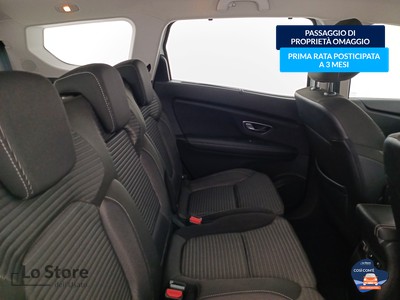 10 - Renault Grand Scénic eschini auto