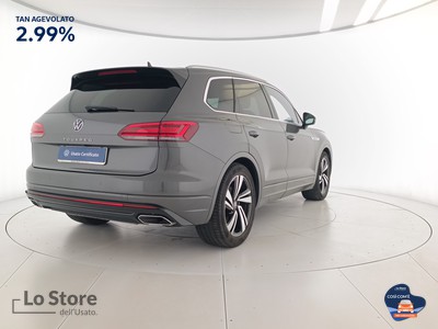 4 - Volkswagen Touareg eschini auto
