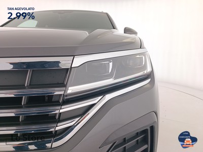 7 - Volkswagen Touareg eschini auto