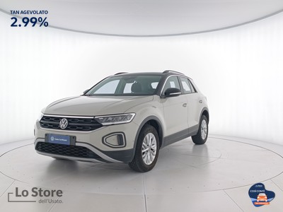 1 - Volkswagen T-Roc eschini auto
