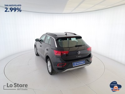 6 - Volkswagen T-Roc eschini auto