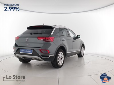 4 - Volkswagen T-Roc eschini auto