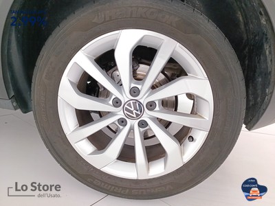 8 - Volkswagen T-Roc eschini auto
