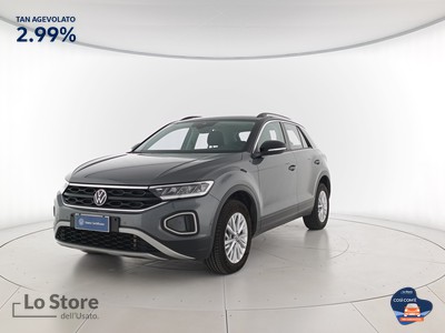 1 - Volkswagen T-Roc eschini auto