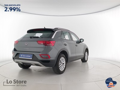 4 - Volkswagen T-Roc eschini auto