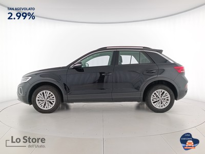 3 - Volkswagen T-Roc eschini auto
