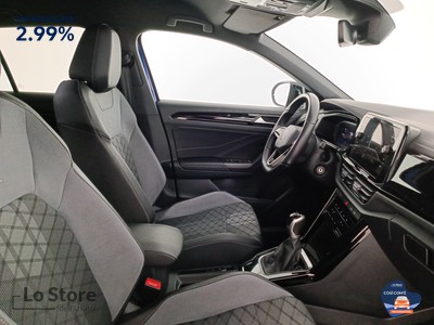 10 - Volkswagen T-Roc eschini auto