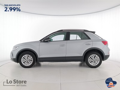 3 - Volkswagen T-Roc eschini auto