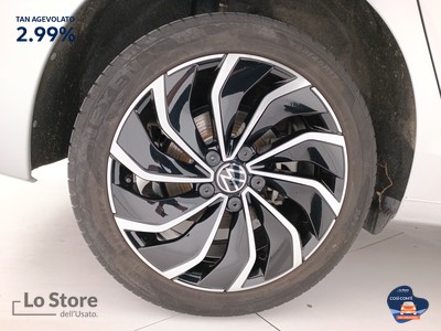 8 - Volkswagen Golf eschini auto