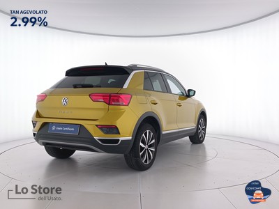 4 - Volkswagen T-Roc eschini auto