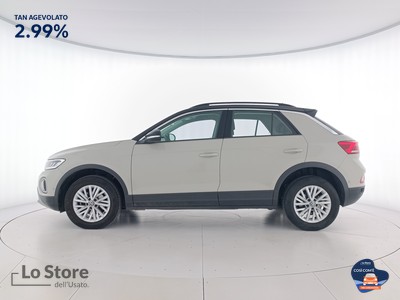 3 - Volkswagen T-Roc eschini auto