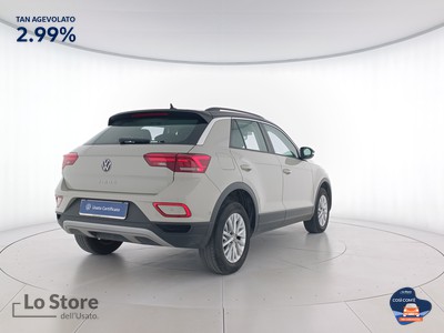 4 - Volkswagen T-Roc eschini auto