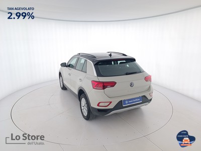 6 - Volkswagen T-Roc eschini auto