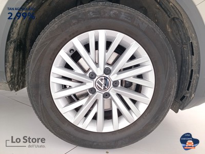 8 - Volkswagen T-Roc eschini auto