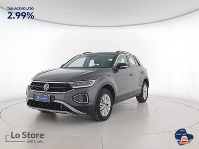 1 - Volkswagen T-Roc eschini auto