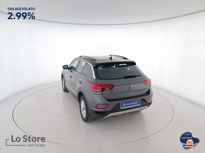 6 - Volkswagen T-Roc eschini auto