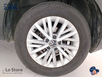 8 - Volkswagen T-Roc eschini auto