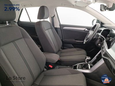 10 - Volkswagen T-Roc eschini auto