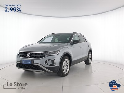 1 - Volkswagen T-Roc eschini auto
