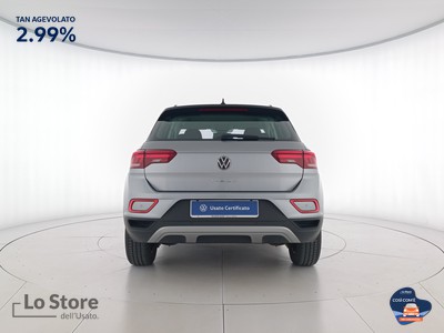 5 - Volkswagen T-Roc eschini auto