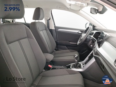 10 - Volkswagen T-Roc eschini auto