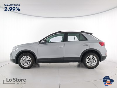 3 - Volkswagen T-Roc eschini auto