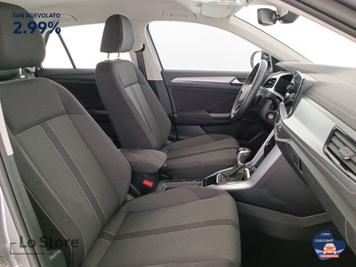 10 - Volkswagen T-Roc eschini auto