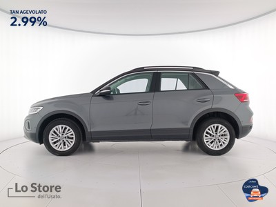 3 - Volkswagen T-Roc eschini auto