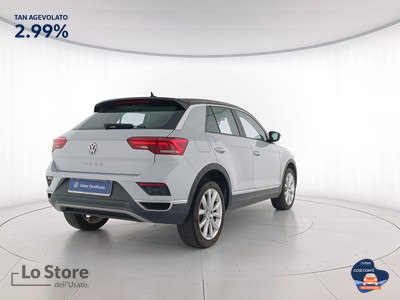 4 - Volkswagen T-Roc eschini auto