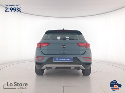 5 - Volkswagen T-Roc eschini auto