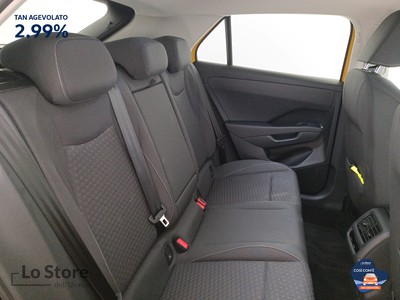 9 - Volkswagen T-Roc eschini auto