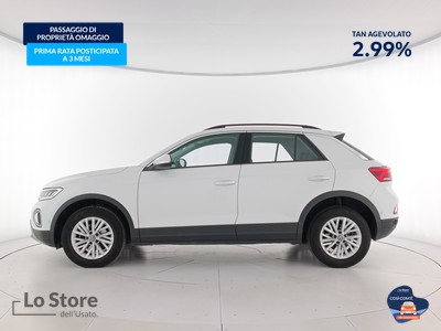 3 - Volkswagen T-Roc eschini auto