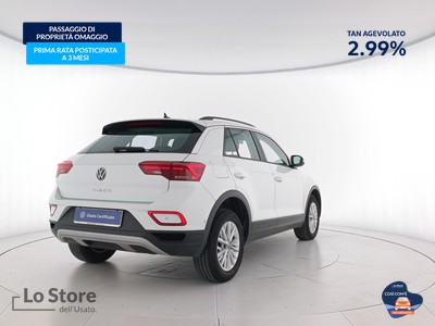 4 - Volkswagen T-Roc eschini auto