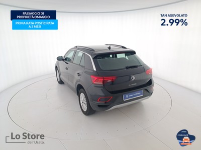 6 - Volkswagen T-Roc eschini auto