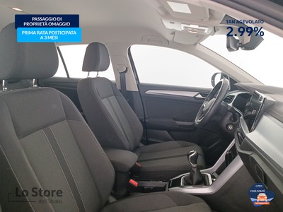 10 - Volkswagen T-Roc eschini auto