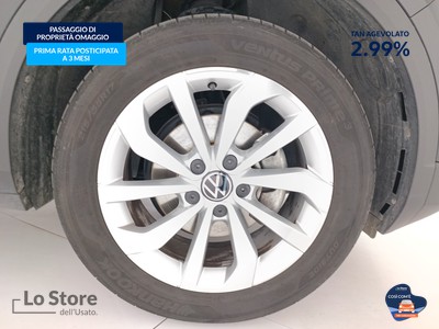 8 - Volkswagen T-Roc eschini auto