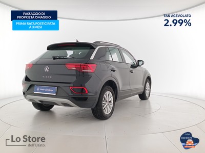 4 - Volkswagen T-Roc eschini auto