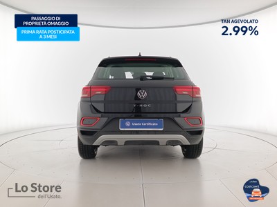 5 - Volkswagen T-Roc eschini auto