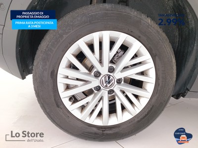 8 - Volkswagen T-Roc eschini auto
