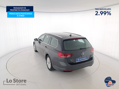 6 - Volkswagen Passat eschini auto