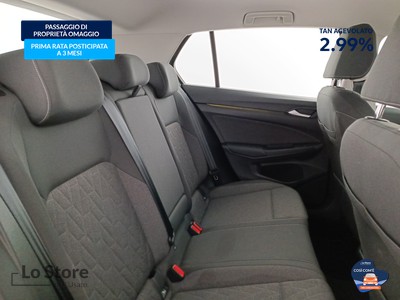 9 - Volkswagen Golf eschini auto