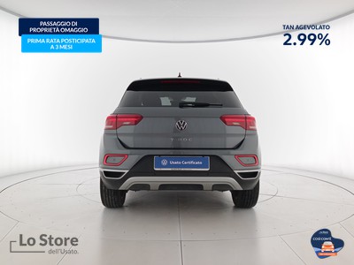 5 - Volkswagen T-Roc eschini auto