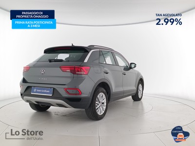 4 - Volkswagen T-Roc eschini auto